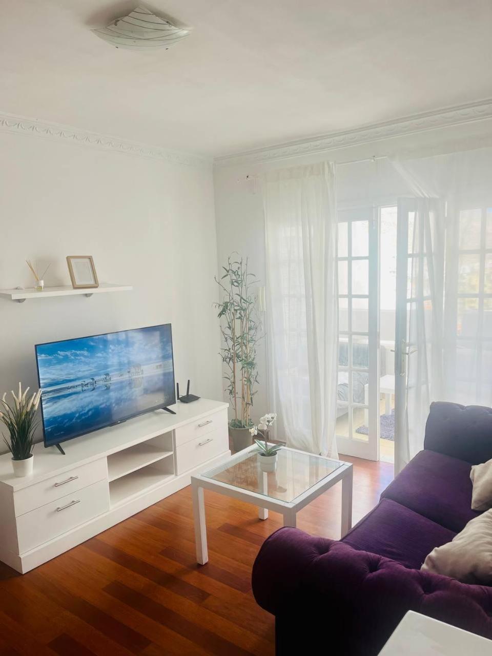 Apartment Near The Ocean Арона Екстер'єр фото